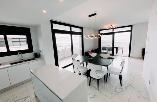 Cala Apartment | Vida de Luxury