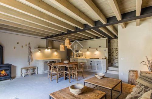 El Vilar d'Urtx Villa | Villa Age