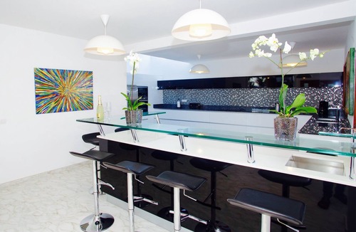 Playa Blanca House | Villa and Annex with Heated Pool and Incredible Ocean Views