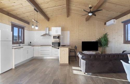 Campano Villa | Villa 'Fatema' with Private Pool, Wi-Fi, and Air Conditioning