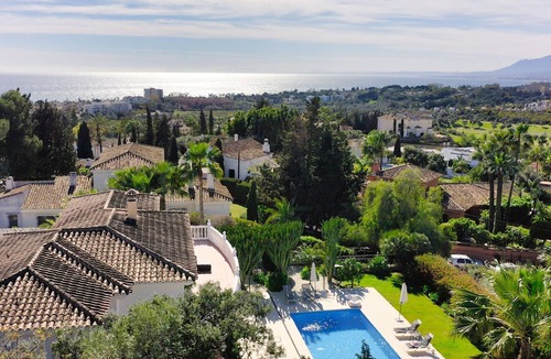 Urbanizacion el Rosario Apartment | Villa in Marbella with Private Pool, Gym, and Sea Views