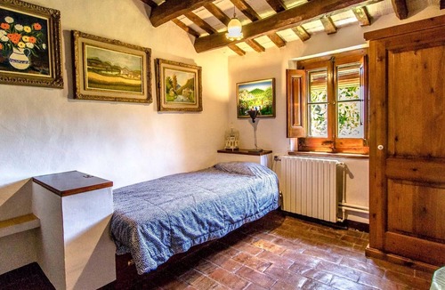 Castellar del Valles Villa | Village center (no car needed) 35km to Barcelona!