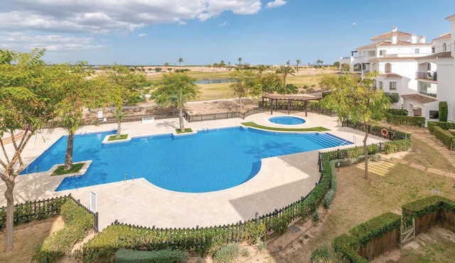 2 bedroom gorgeous apartment in Roldán