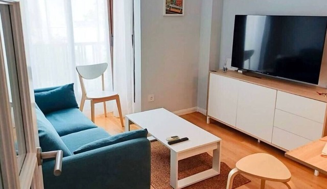 Airport Madrid Plenilunio Suites Green by beBalmy