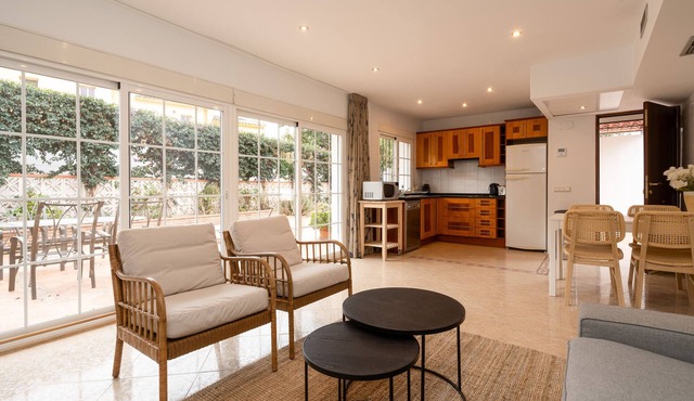 Andasol A1 - Charming beachside house in Costabella