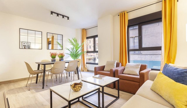 Antonio Lopez V apartment in Madrid