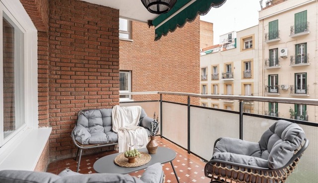 Aslan - 4 bedrooms and terrace in Lista