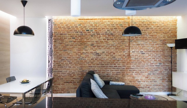 DESIGN LOFT IN PLAZA MAYOR. 2 BEDROOM 2 BATHROOMS. 4/6 PERSON. WIFI-AC.