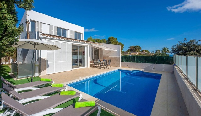 Domus Genti - Villa With Private Pool. Free Wifi