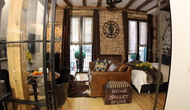 Fantastic Old Town apartment