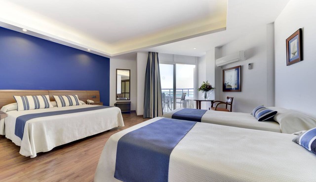 Hotel Puertobahia & SPA