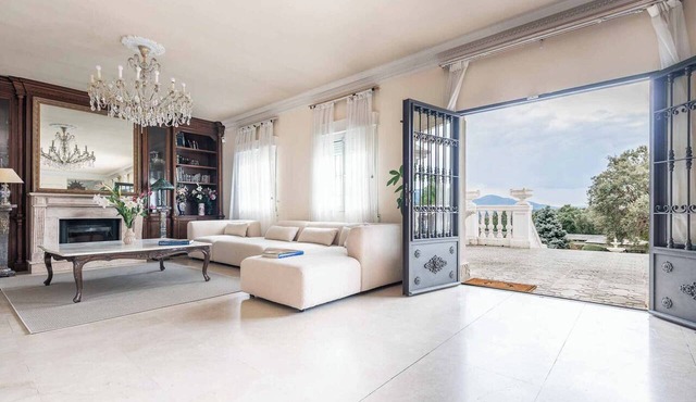 Luxury Villa 6 Bed Pool & Events