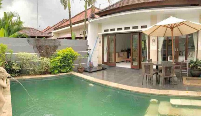 M.E Bali Villa in Singaraja