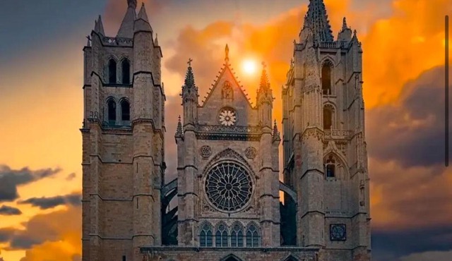 MAGIC VI Plaza Del Grano