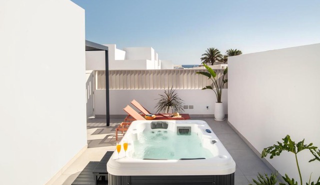 Nazaret Beach - Adults only