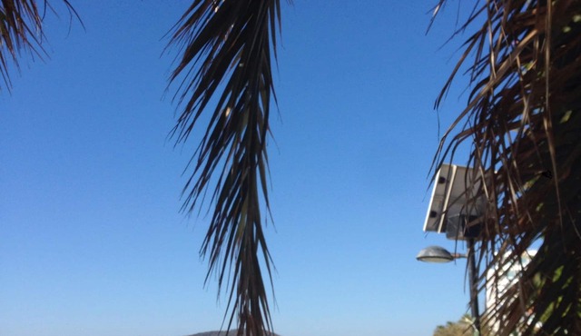 Nice Beach Apartment 2 Bedrooms With Sea Views