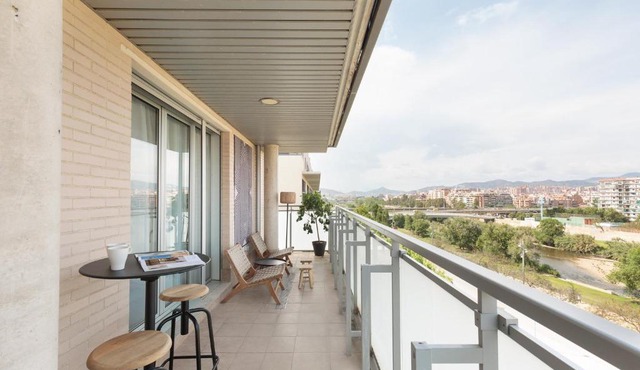 Port Forum Apartments by Olala Homes