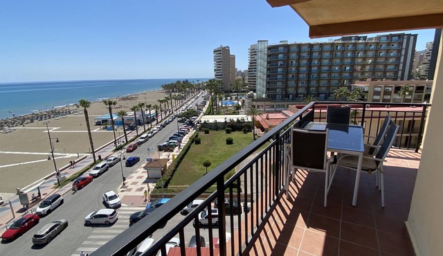 Primera Linea Playa - Tres Caballos en Playamar Torremolinos