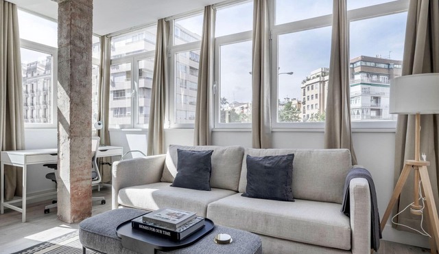 Sleek Lista 2BR w/Doorman, nr El Retiro Park, by Blueground