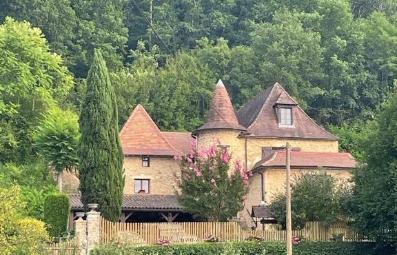 Stargazer Studio in Saint-Chamassy