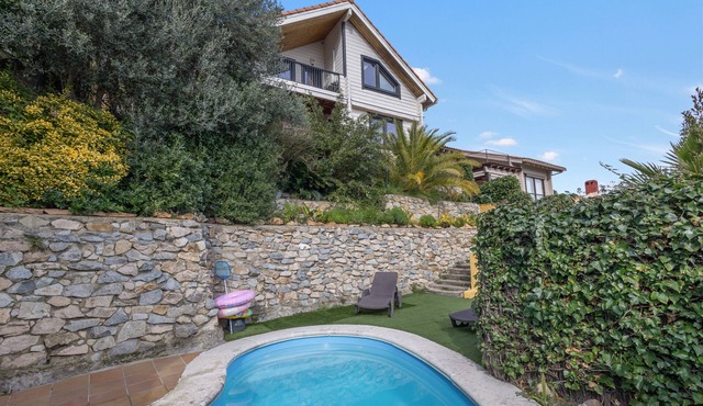 Vacation Home 'Finland House Barcelona' with Sea Views, Wi-Fi & Air Conditioning