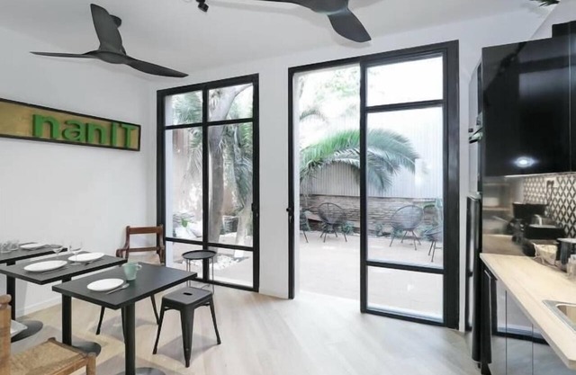 Casa Nanit Hostal De Llobregat 