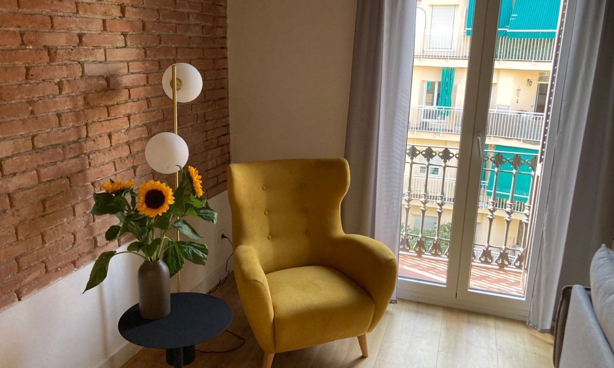 el Fort Pienc Apartment | Contemporary APT steps to Arc de Triomf-Born