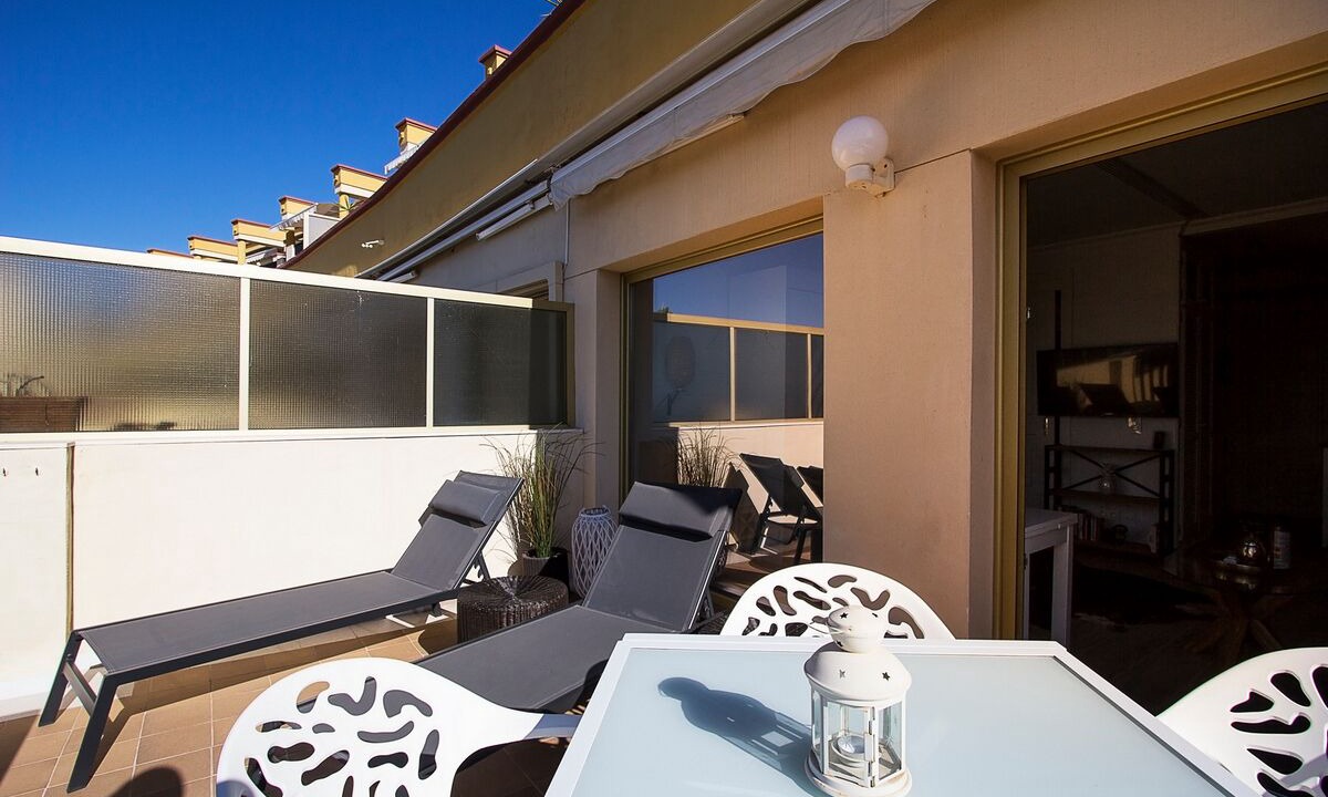 Nikki Beach Apartment | Stunning beach front studio in Marbella