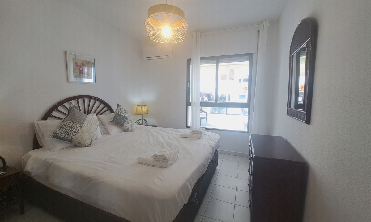 Torreblanca Apartment | Ref: 299 Beachfront 4 bedroom apartment with pool in Fuengirola