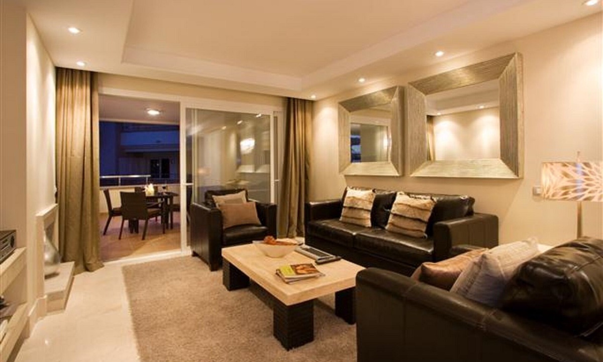 New Golden Mile Apartment | 212 Lux-Serv Apart-Estepona, 2-B'room, All Year 28c, 20m Heated Pool. Sea Views