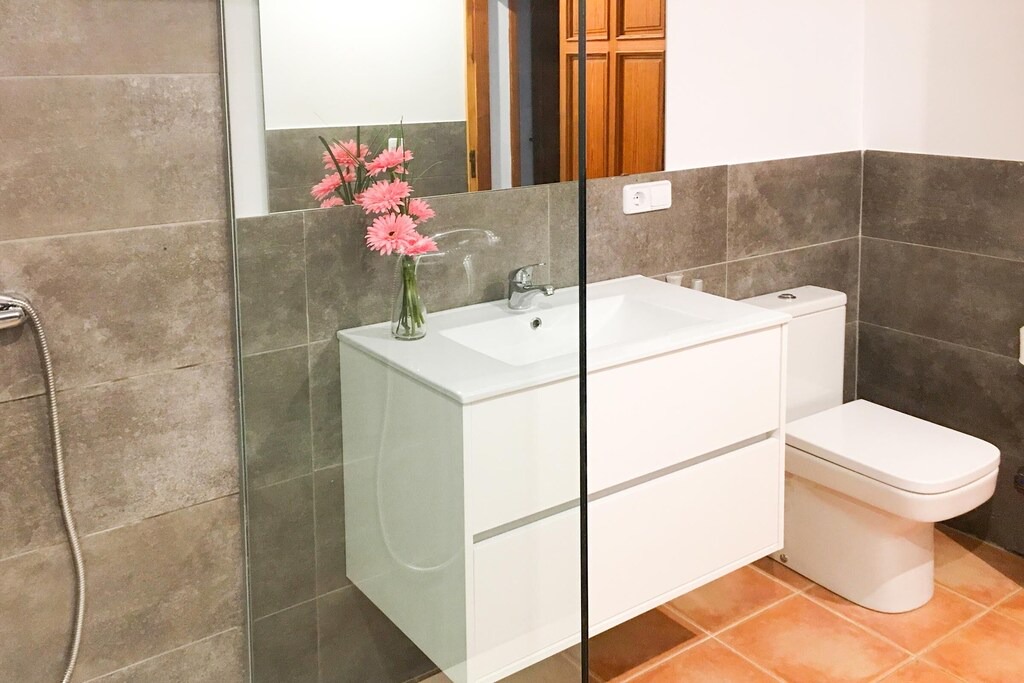 Photo of Bathroom in Les Palmeres