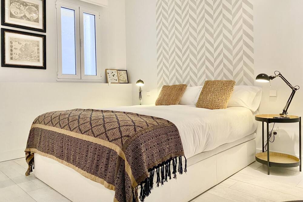 Photo of Bedroom in Castellana