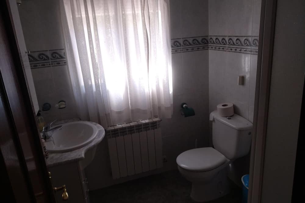 Photo of Bathroom in Batres