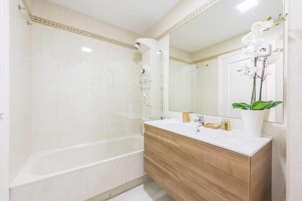 Photo of Bathroom in Quintana