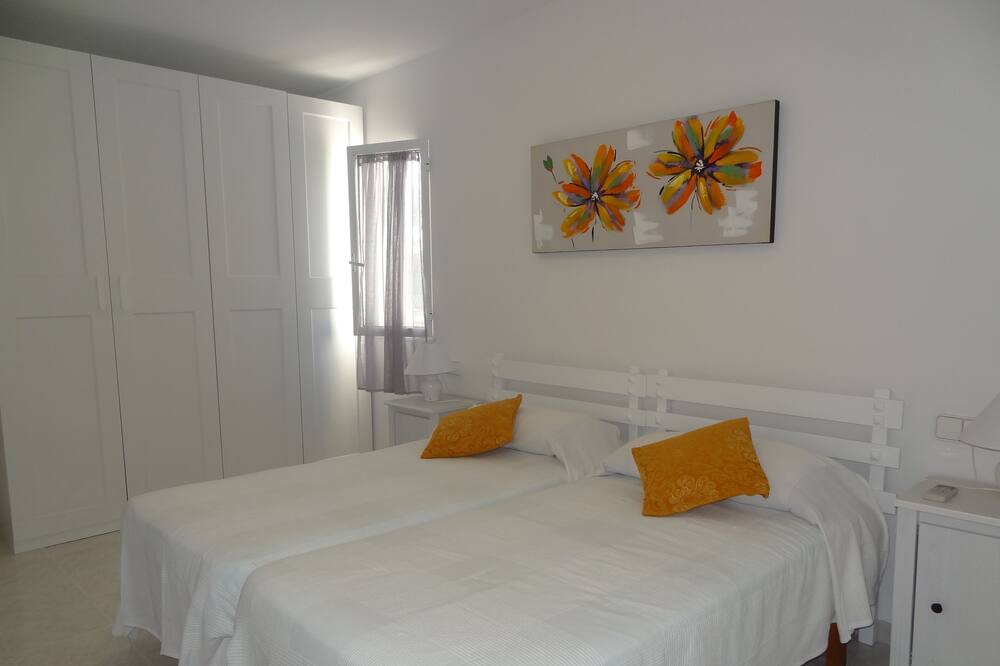 Photo of Bedroom in Cala Blanca