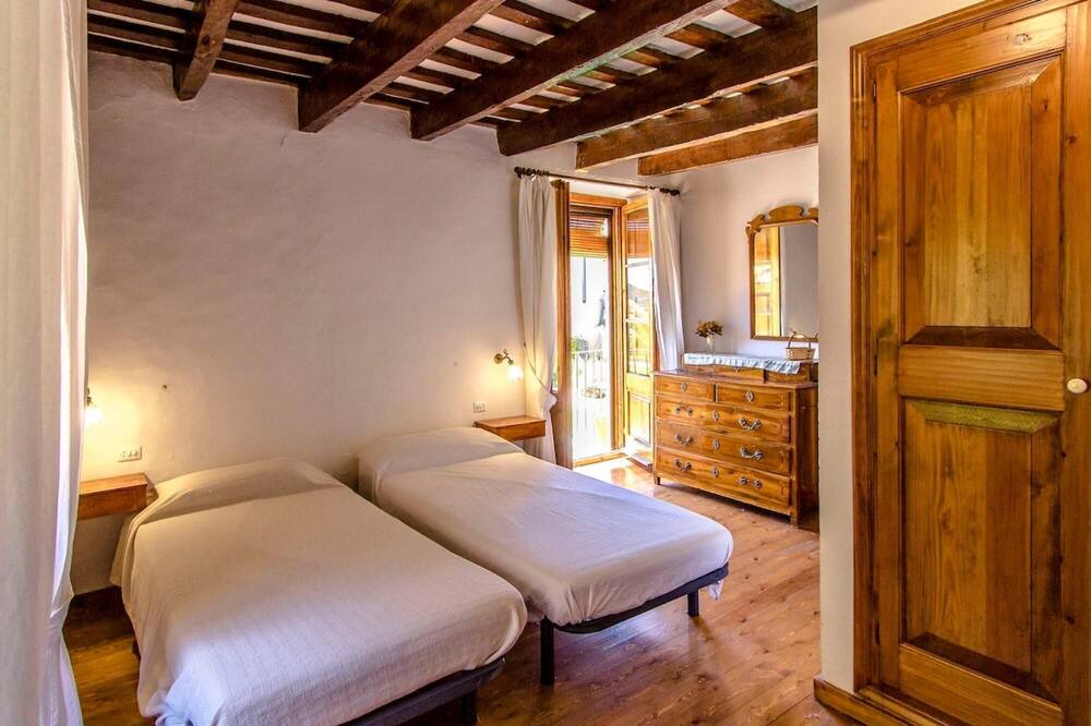 Photo of Bedroom in Castellar del Valles