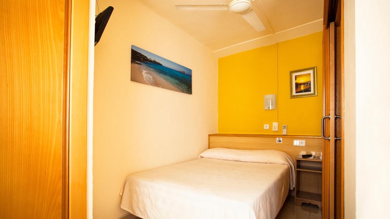 Photo of Bedroom in Ibiza City Centre