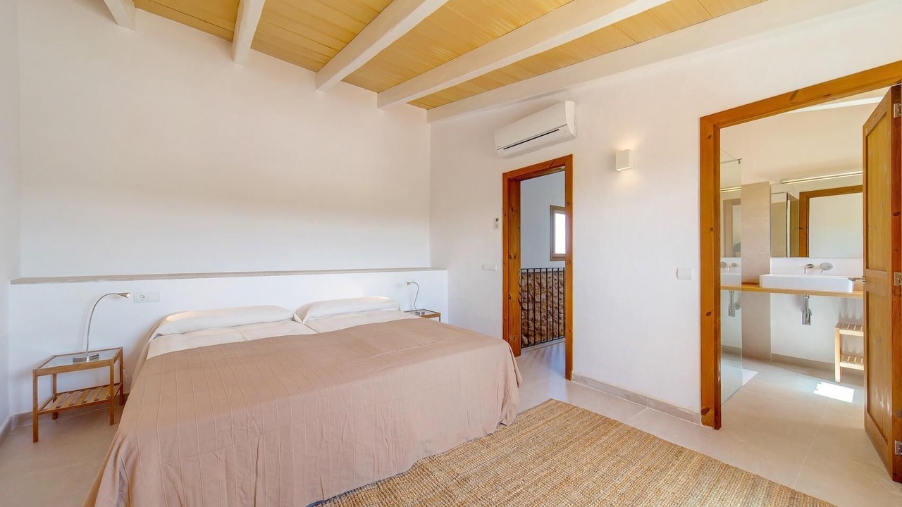 Photo of Bedroom in Es Palmer