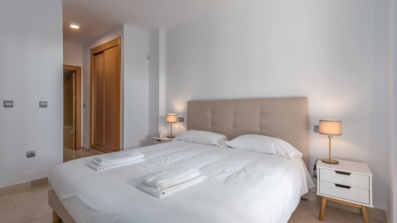 Photo of Bedroom in New Golden Mile