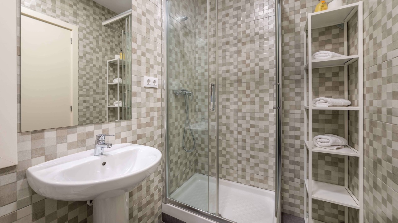 Photo of Bathroom in El Poble-sec