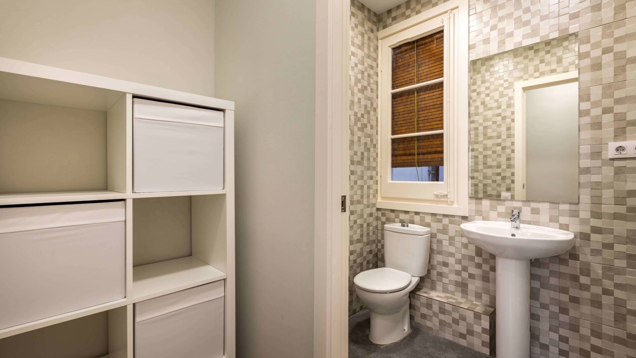 Photo of Bathroom in El Poble-sec