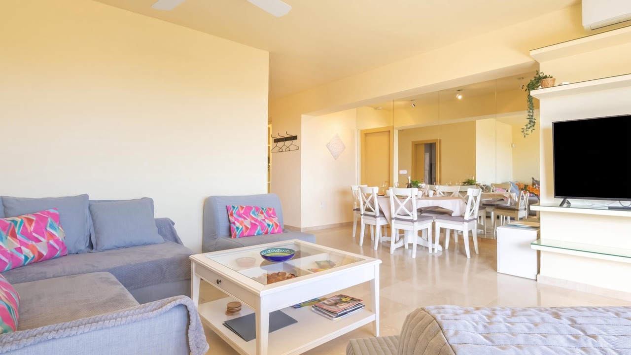 Photo of Livingroom in Nikki Beach