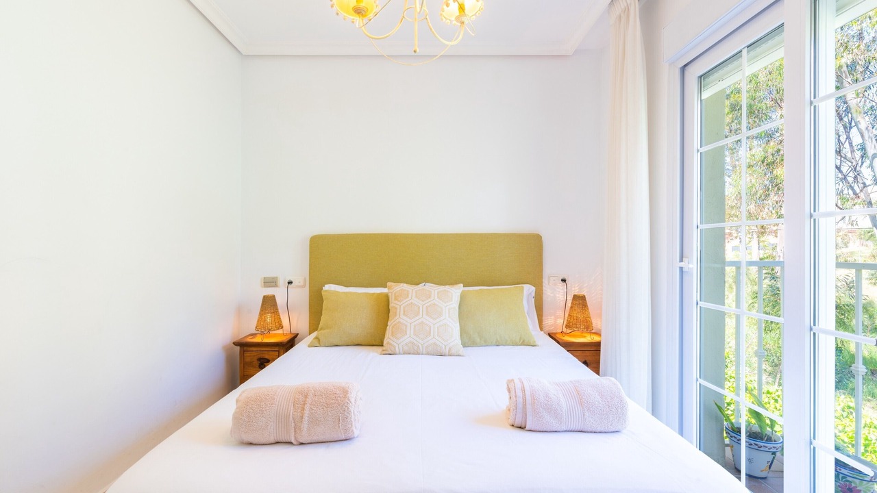 Photo of Bedroom in Golden Mile