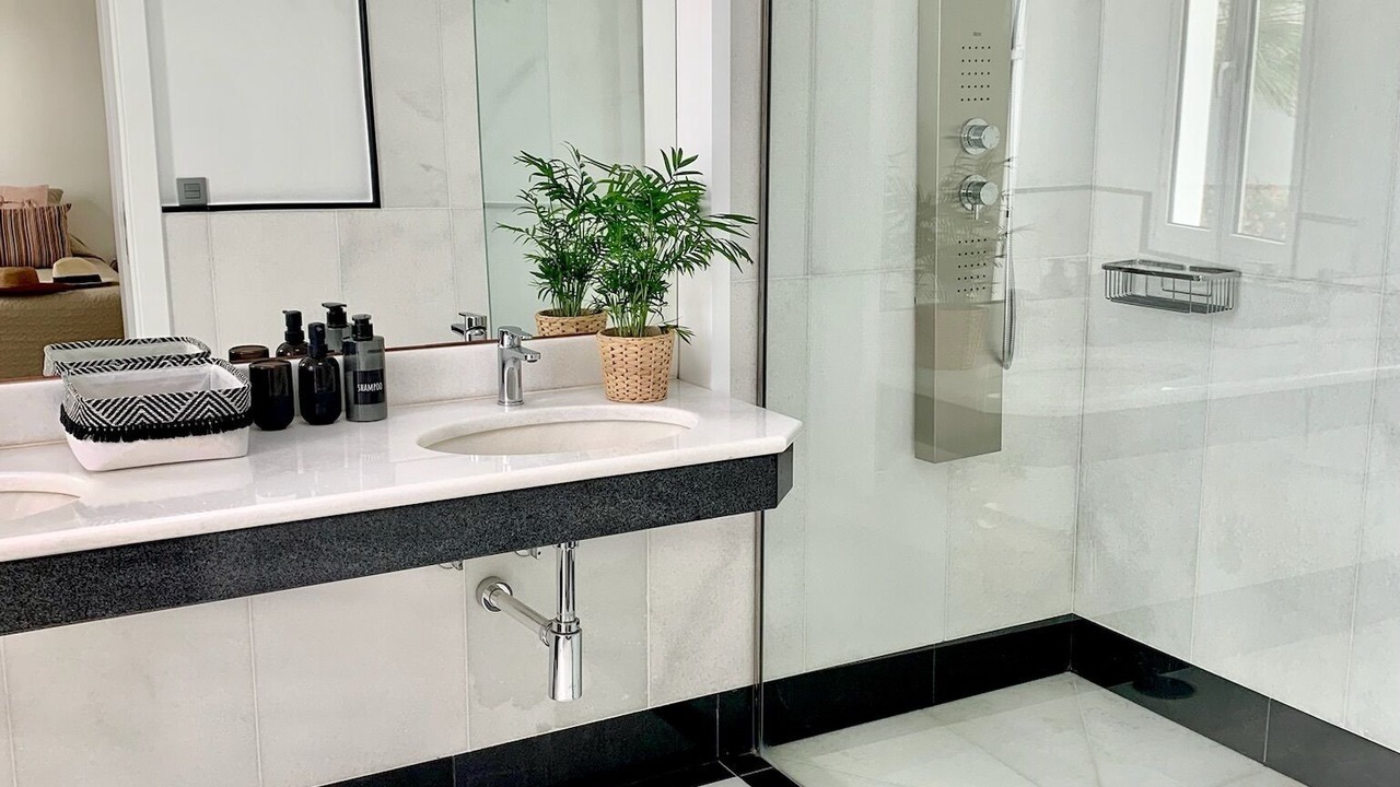 Photo of Bathroom in Playa del Cable