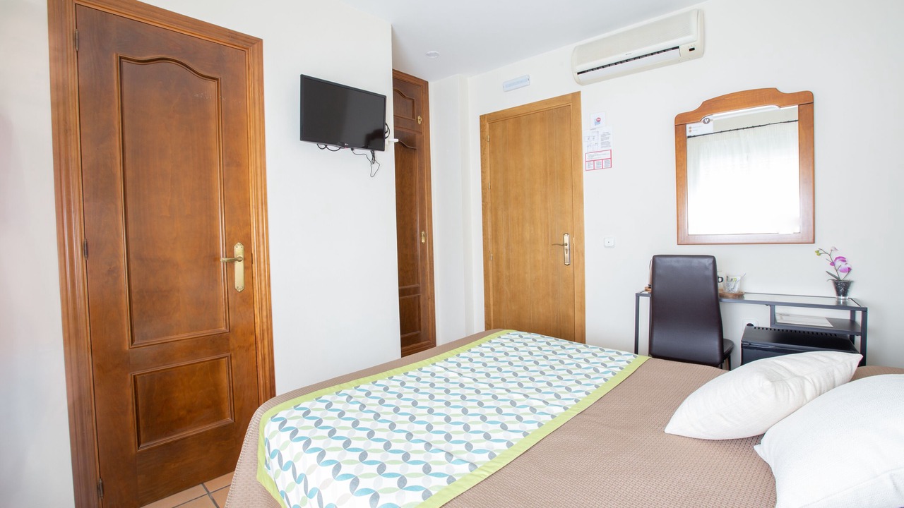 Photo of Bedroom in Marbella City Centre