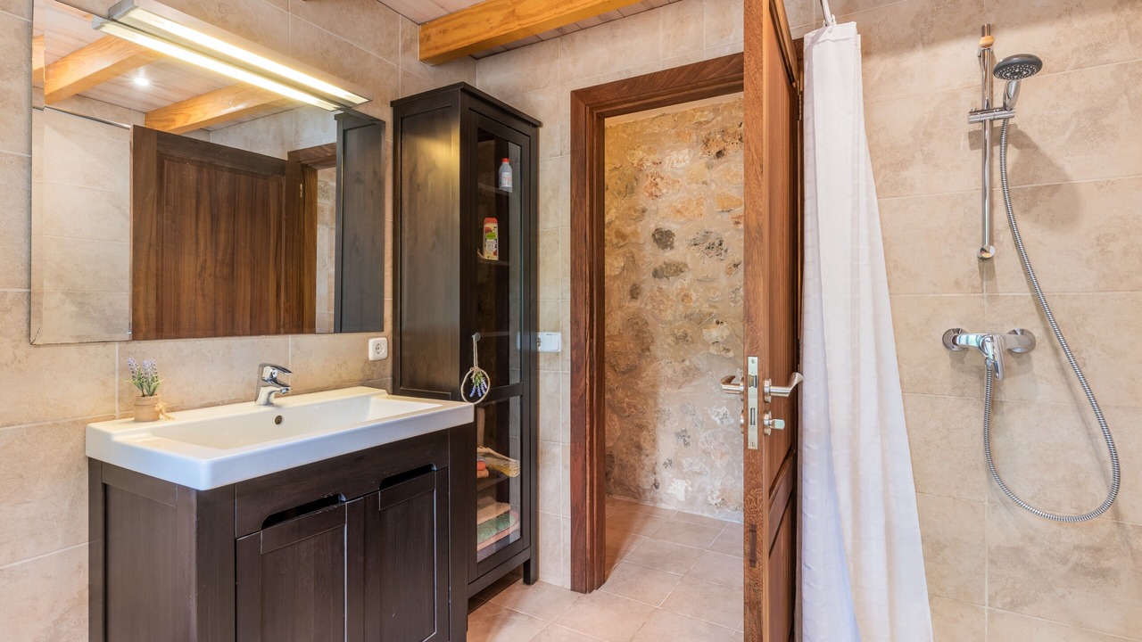 Photo of Bathroom in Sineu