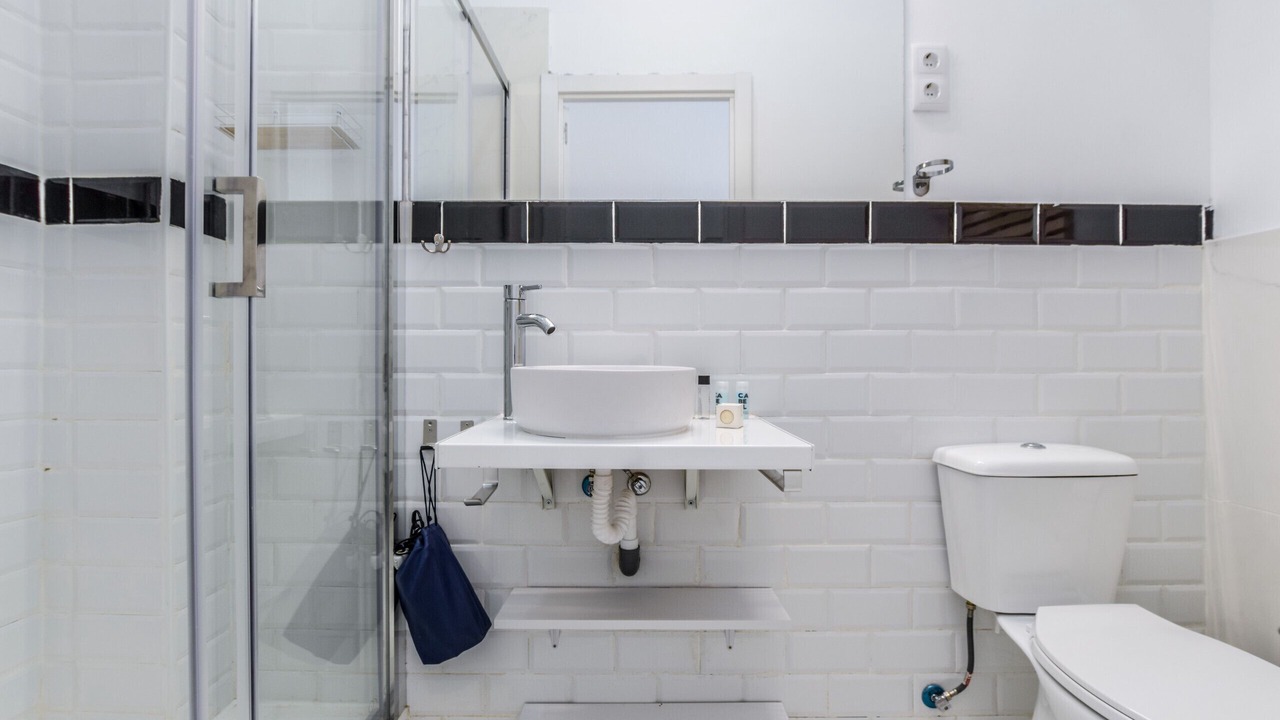 Photo of Bathroom in Atocha