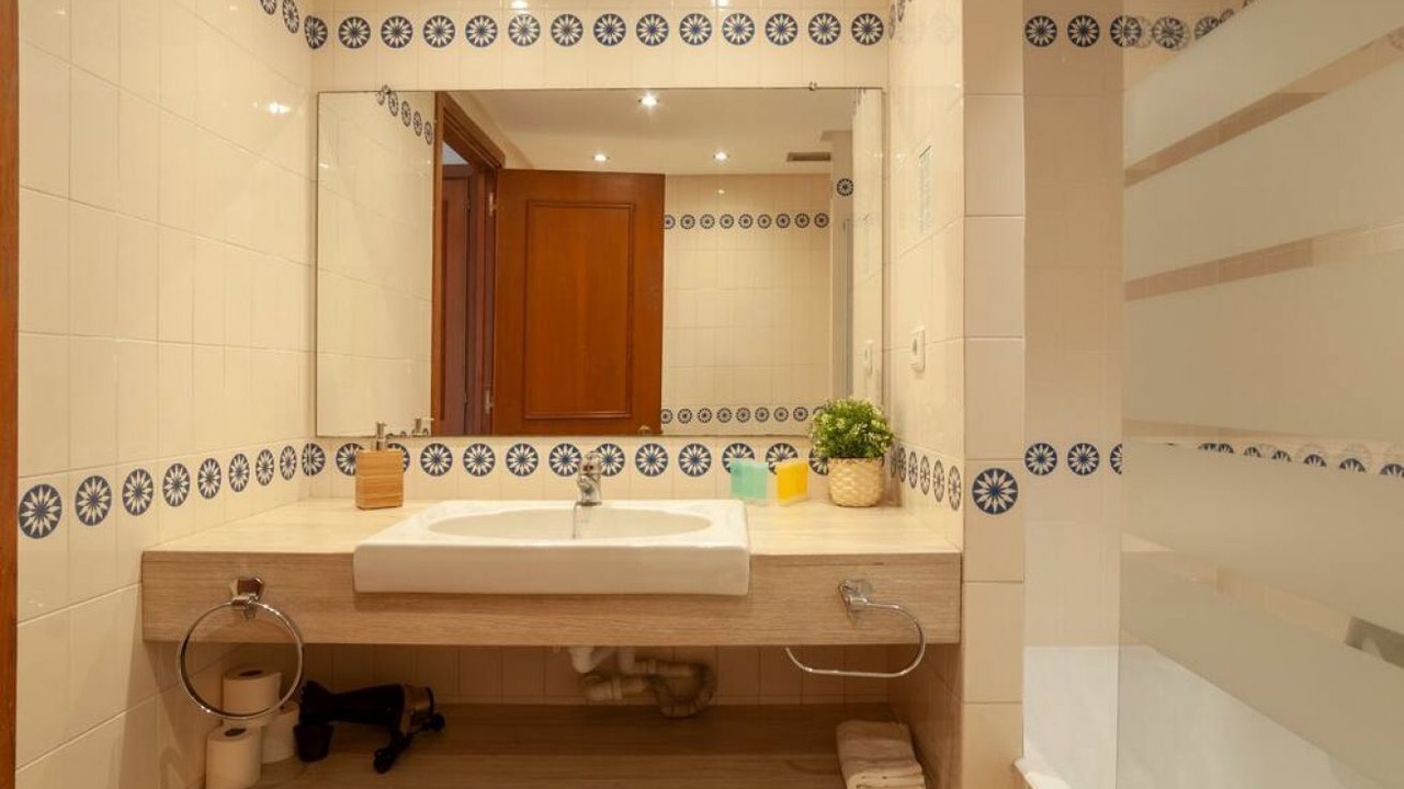 Photo of Bathroom in Golden Mile