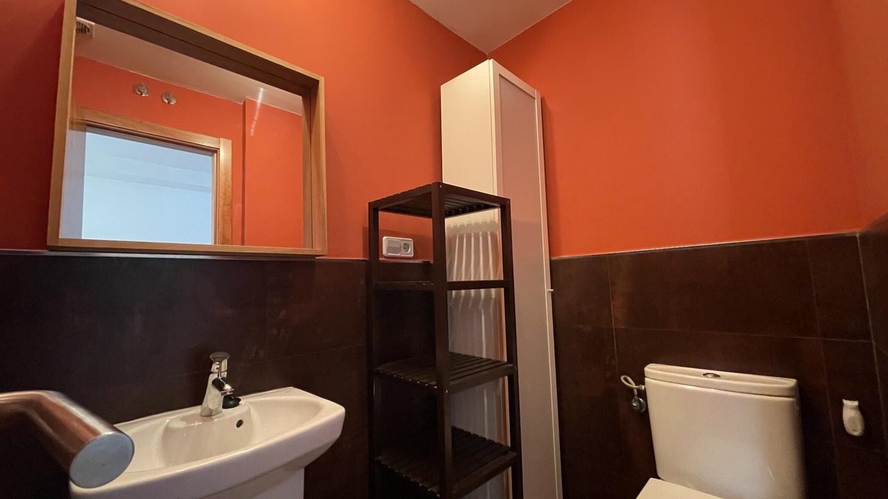Photo of Bathroom in Toledo City Center