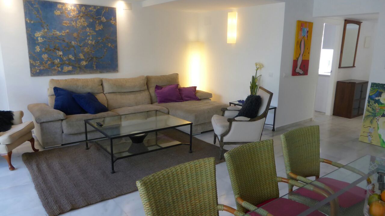 Photo of Livingroom in Golden Mile